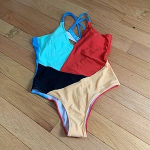 Cupshe color block swim suit